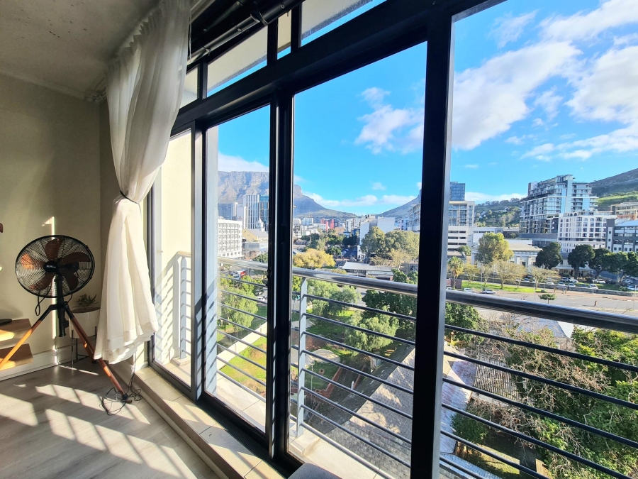 1 Bedroom Property for Sale in De Waterkant Western Cape